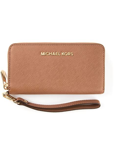 michael kors wallet beige